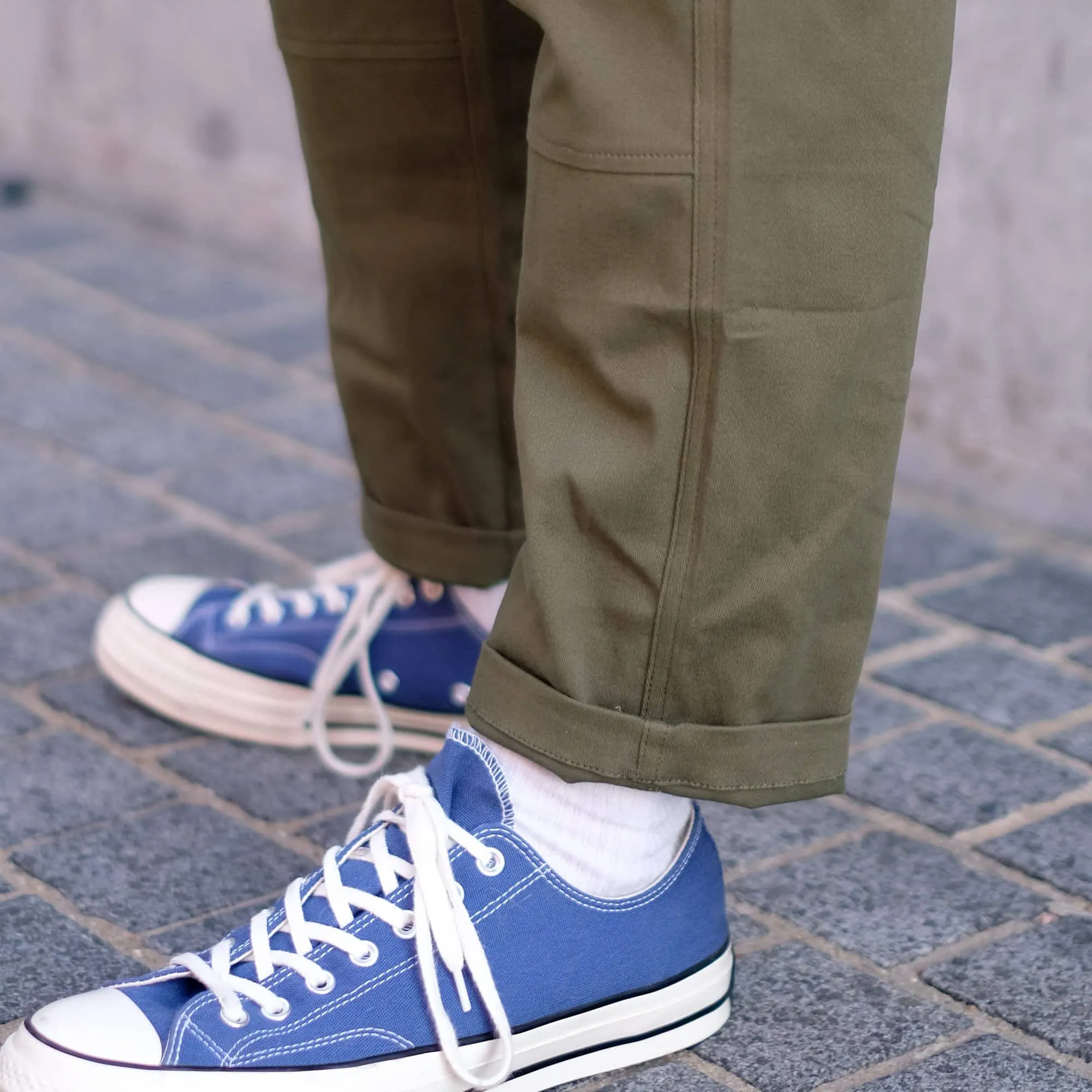 Boysnextdoor Cropped Cargo Chino Pants in Green