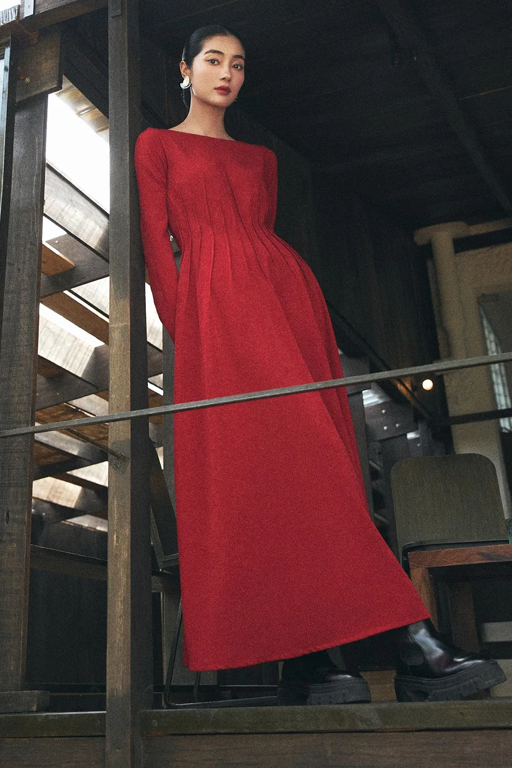 Kaliyah A-line Long Sleeved Spandex Velvet Midi Dress