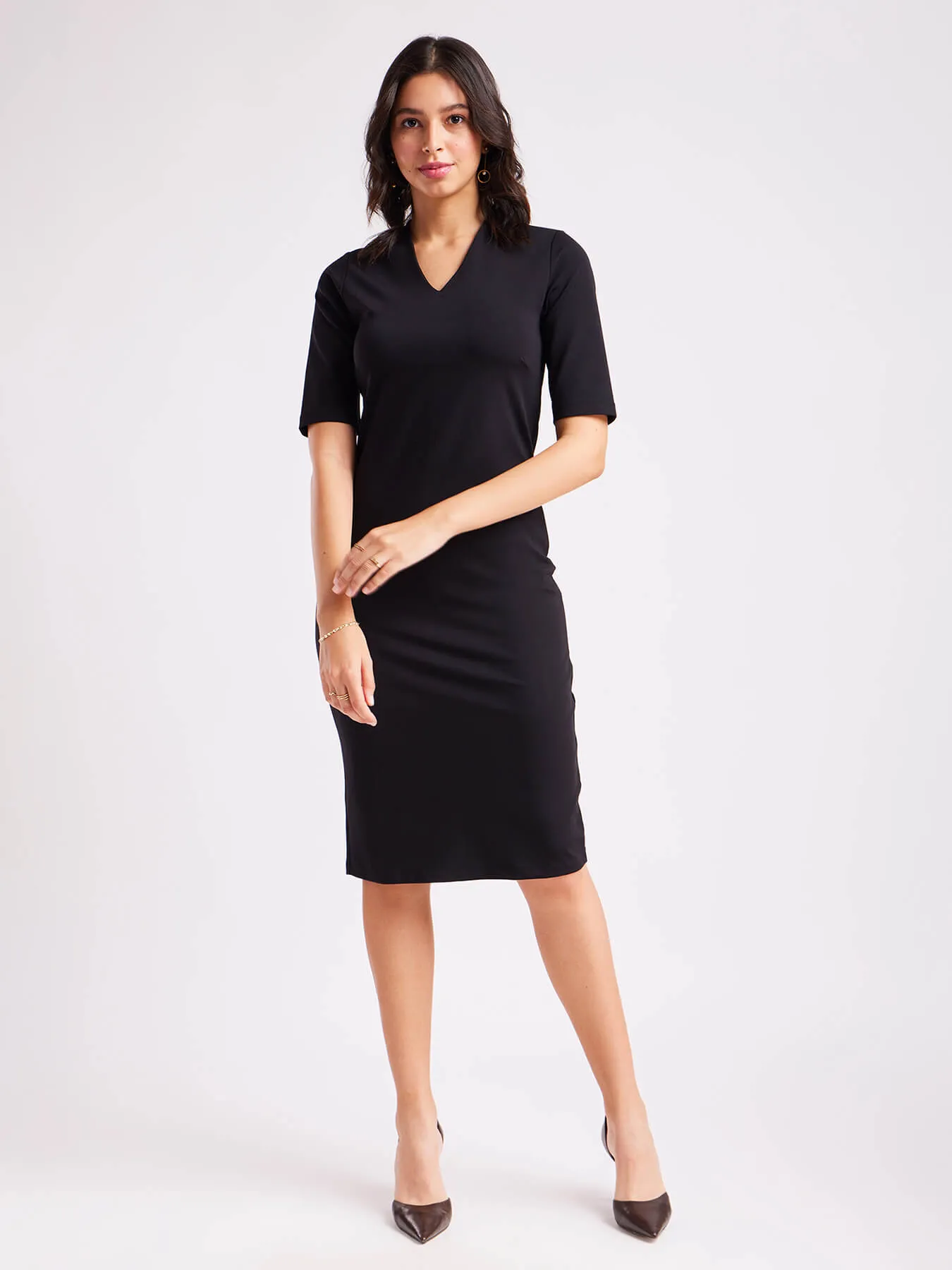 LivIn Shift V-Neck Dress - Black