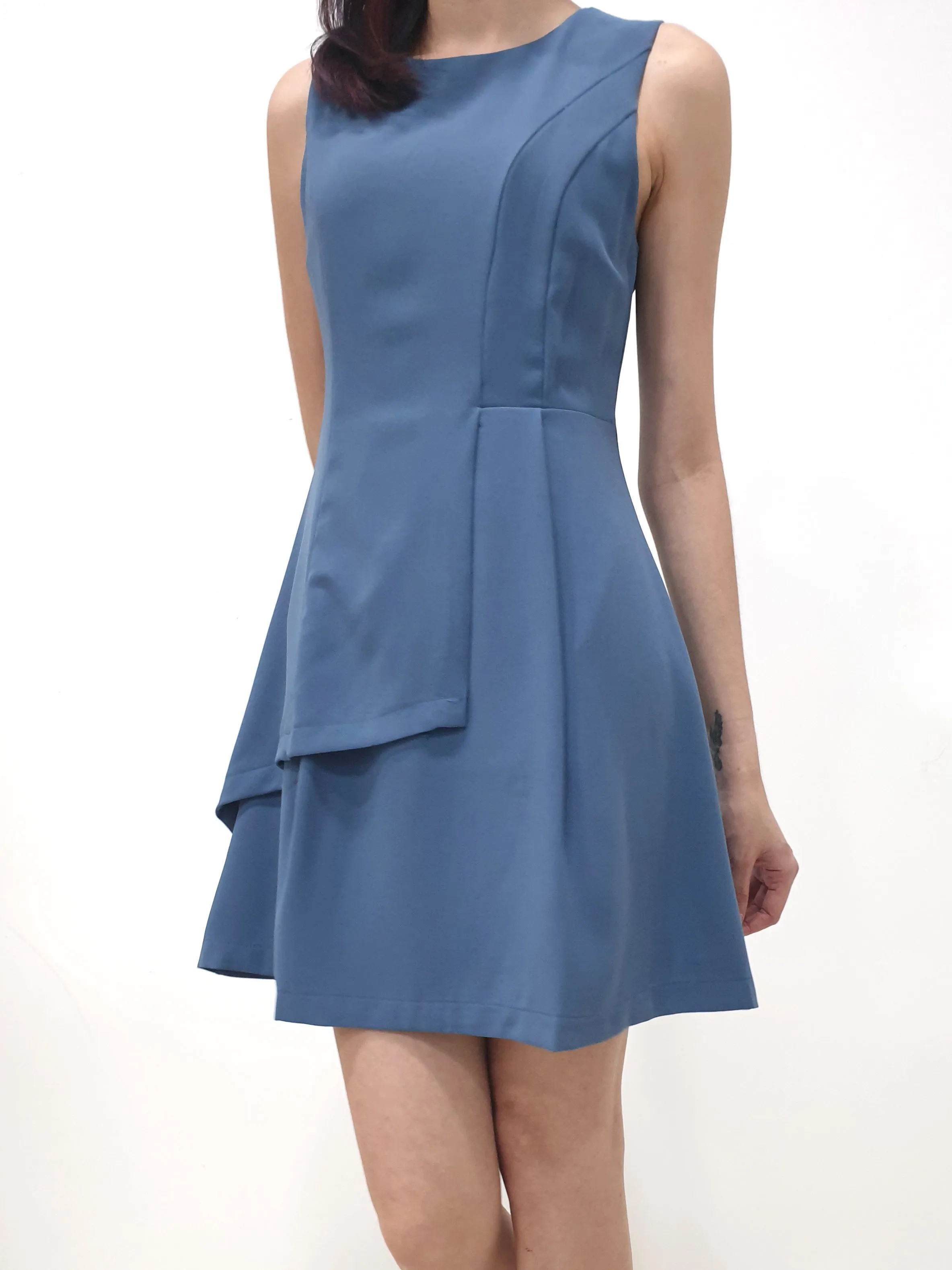 Side Flap Pleated Dress (Non-returnable)